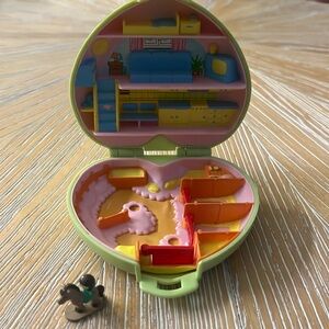 1989 Polly’s Pony Club Bluebird Polly Pocket